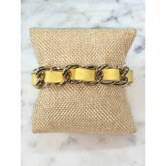 Ann Taylor Yellow Leather Gold Tone Chain 8” Bracelet Crystal Charm EUC - Picture 3 of 6